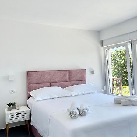 Elite Rooms Split - Free Parking Екстериор снимка