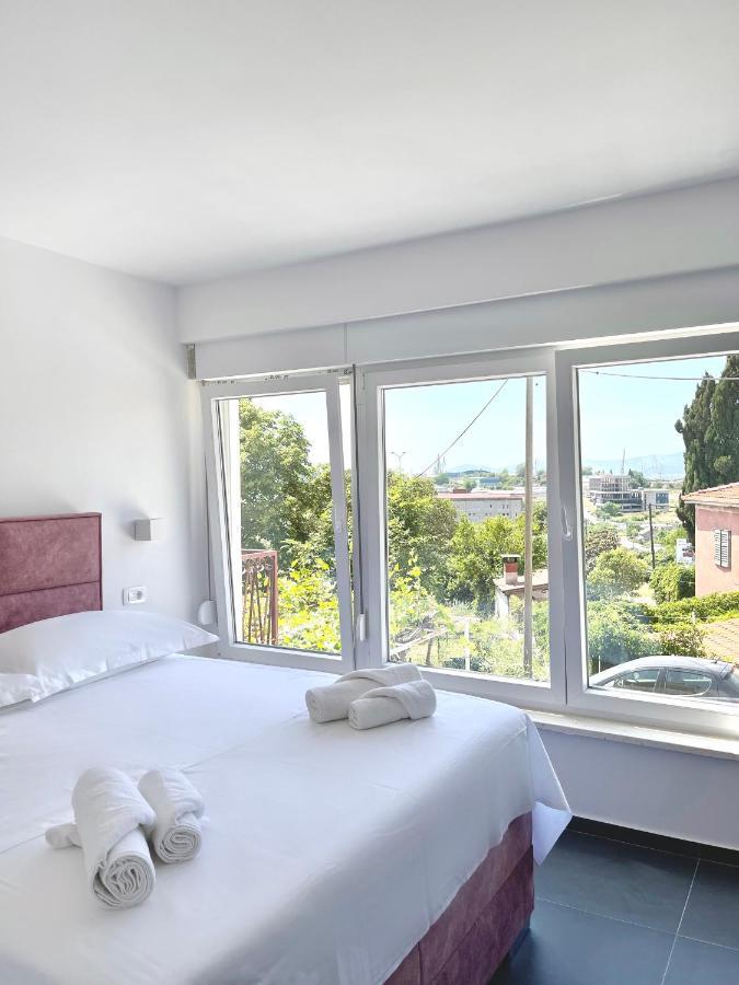 Elite Rooms Split - Free Parking Екстериор снимка